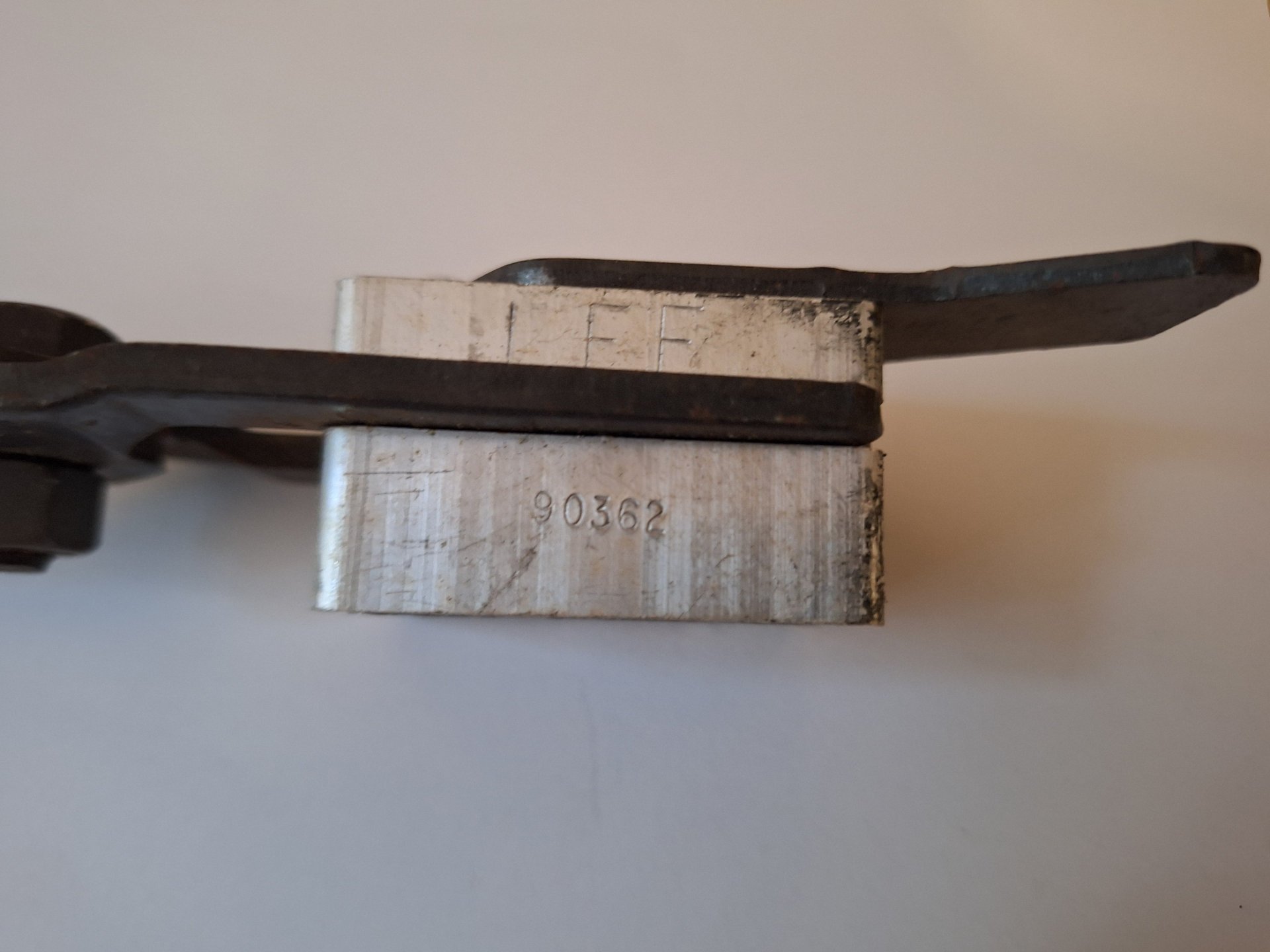 LEE Kokille Mold Double Cavity C 309 - 113- F Kal. 309 – Bild 3