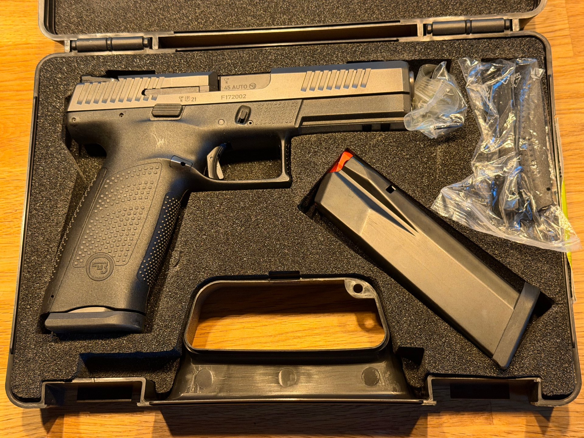 CZ P10-F .45 ACP – Bild 1