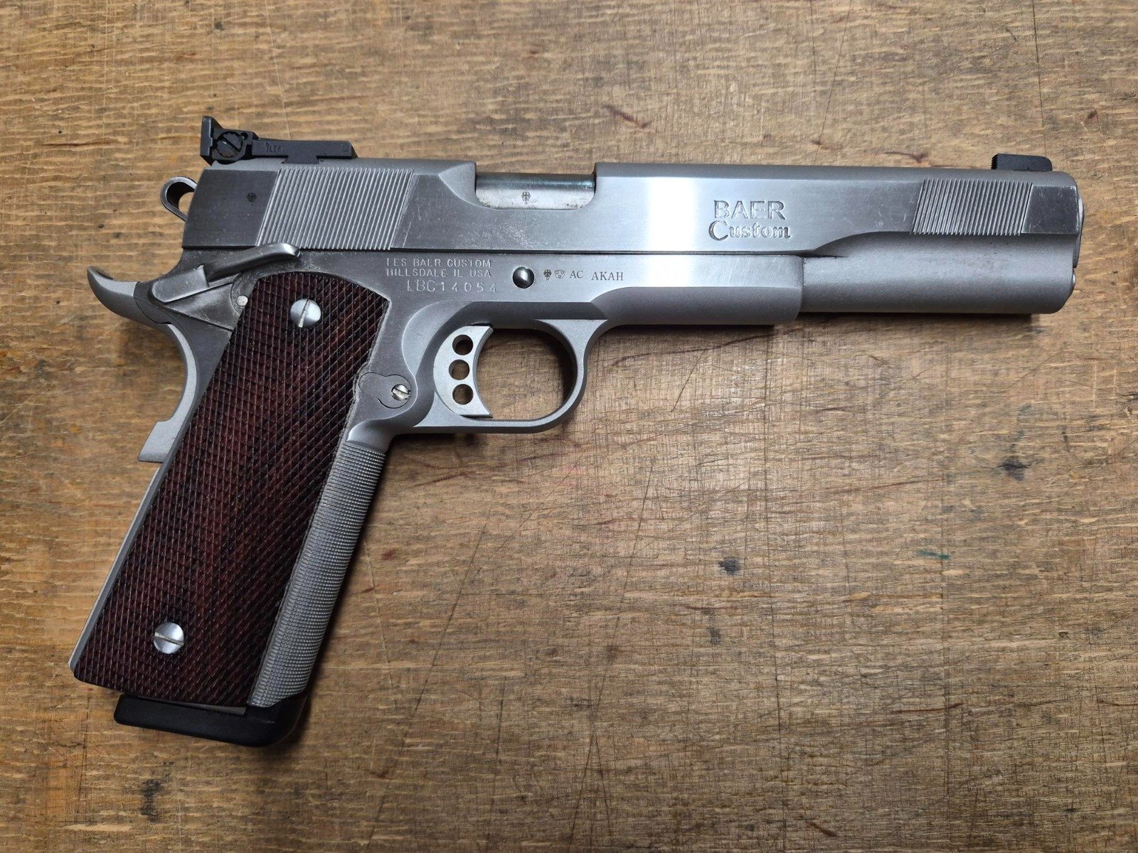 Pistole .45 ACP Les Baer Concept V Sechs Zoll Lauf, sehr guter Zustand! Hartchrom – Bild 1