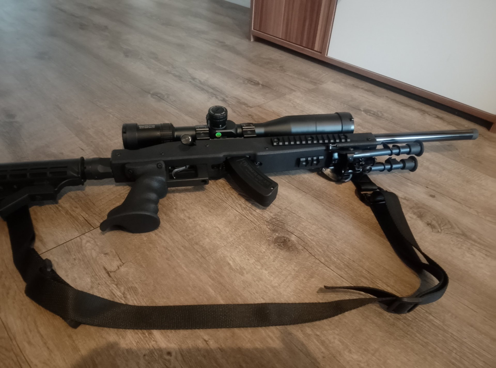 Special Ruger American Rimfire Target .22 lfB AR-Style – Bild 5
