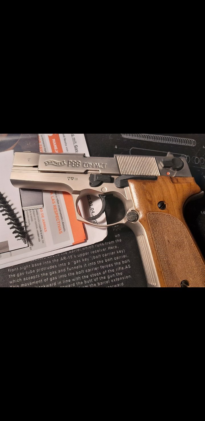 Walther P88 compact 9mm pak Nickel holzgriffschalen – Bild 2