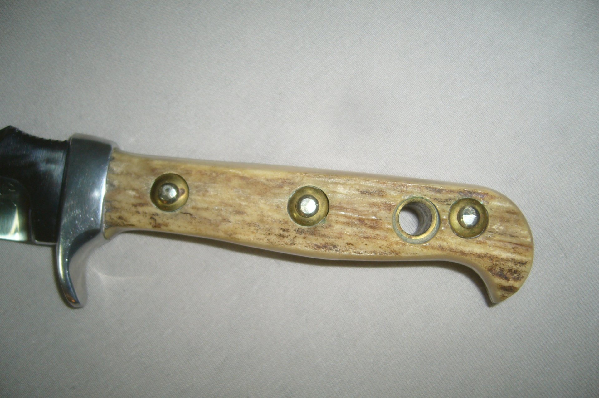 Puma White Hunter Allzweckmesser 6384 mit Scheide, Hirschhorngriff – Bild 5