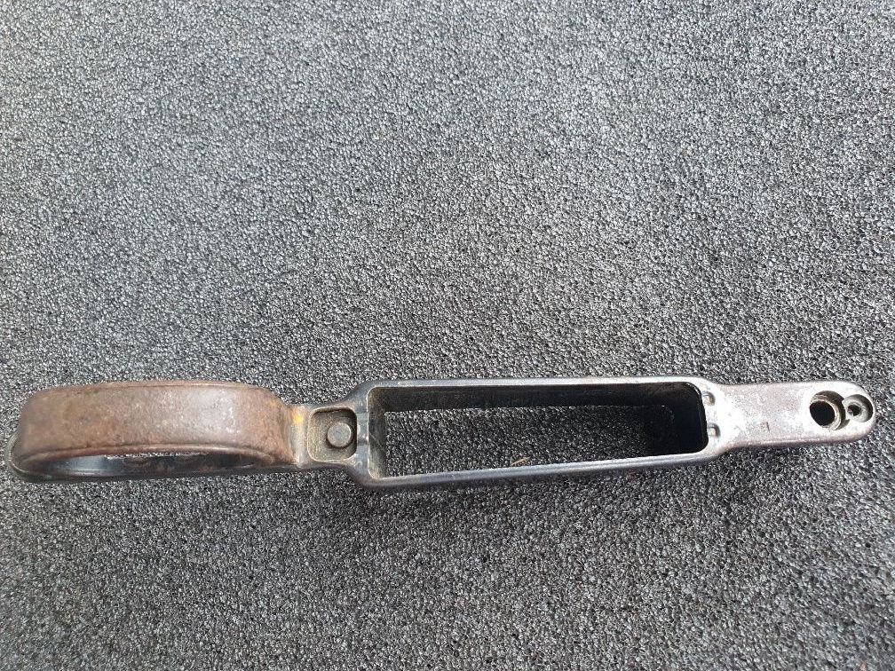 Abzugsbügel / Kasten leer aus Blech mit WAA Stempel für Mauser 98 – Bild 2