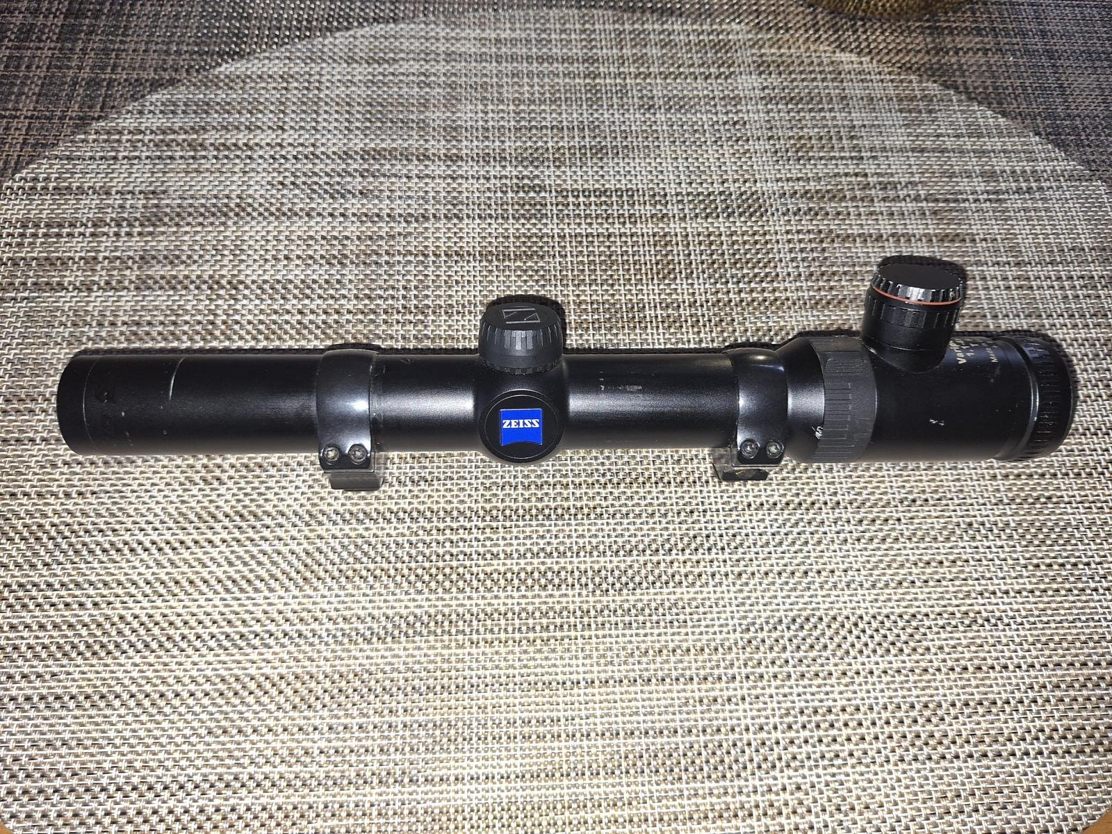 Zeiss Varipoint V 1,1-4x24 T* mit EAW Montage – Bild 4