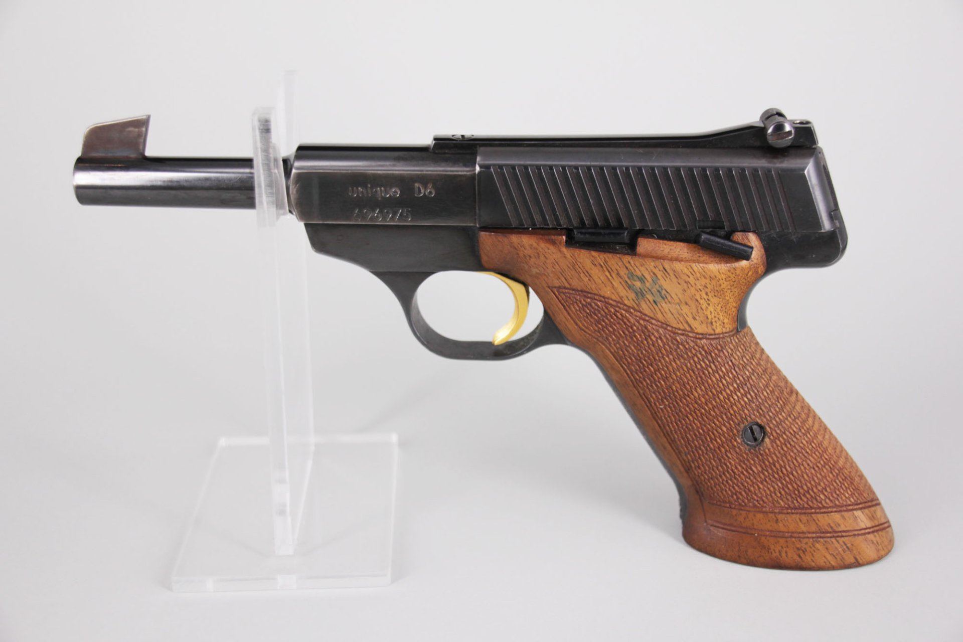 Unique Mod. D6 (kurz) im Kaliber .22lr – Bild 1