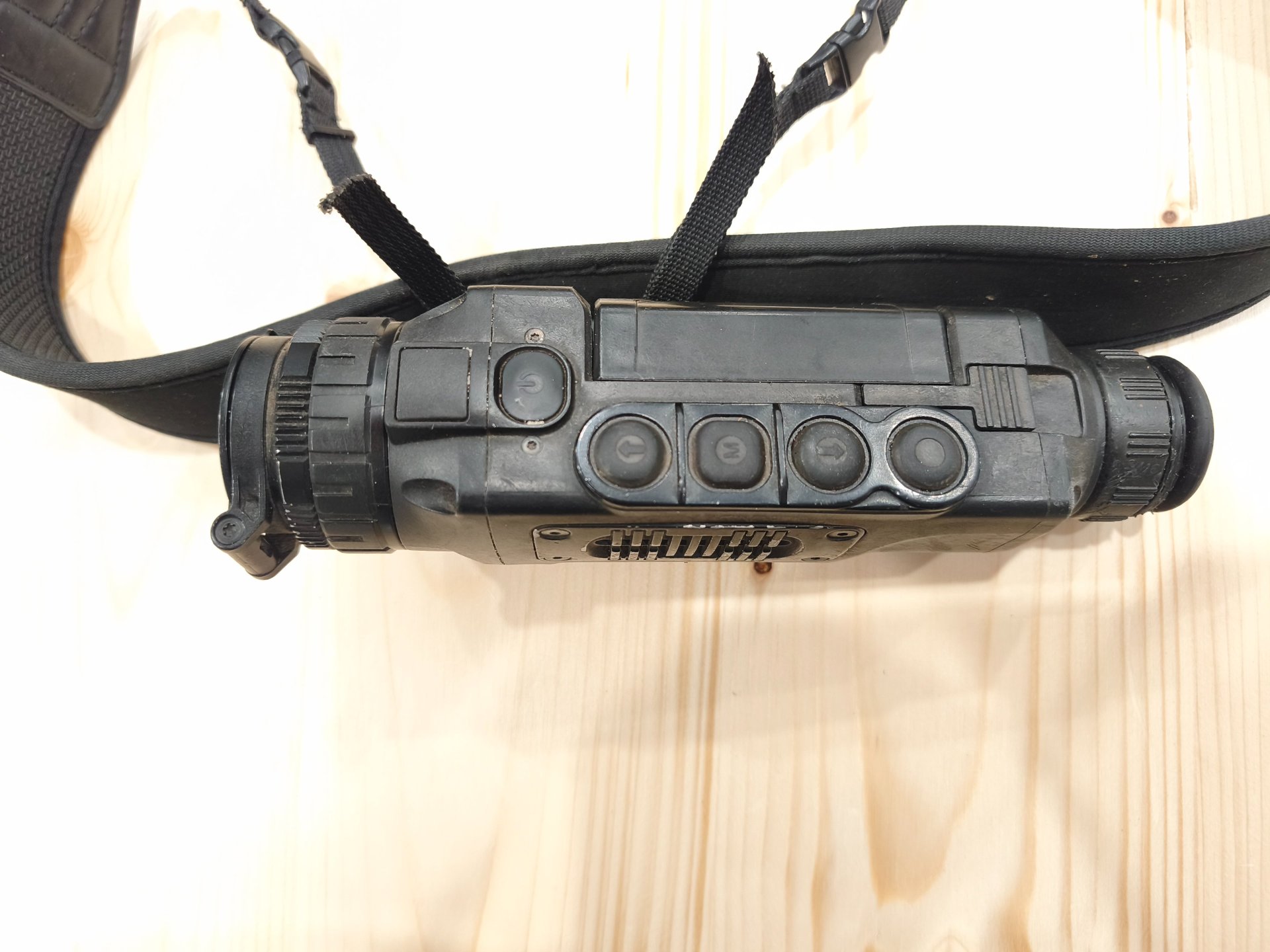 Pulsar Helion XQ28F | WBK Wärmebildkamera | Thermal – Bild 1