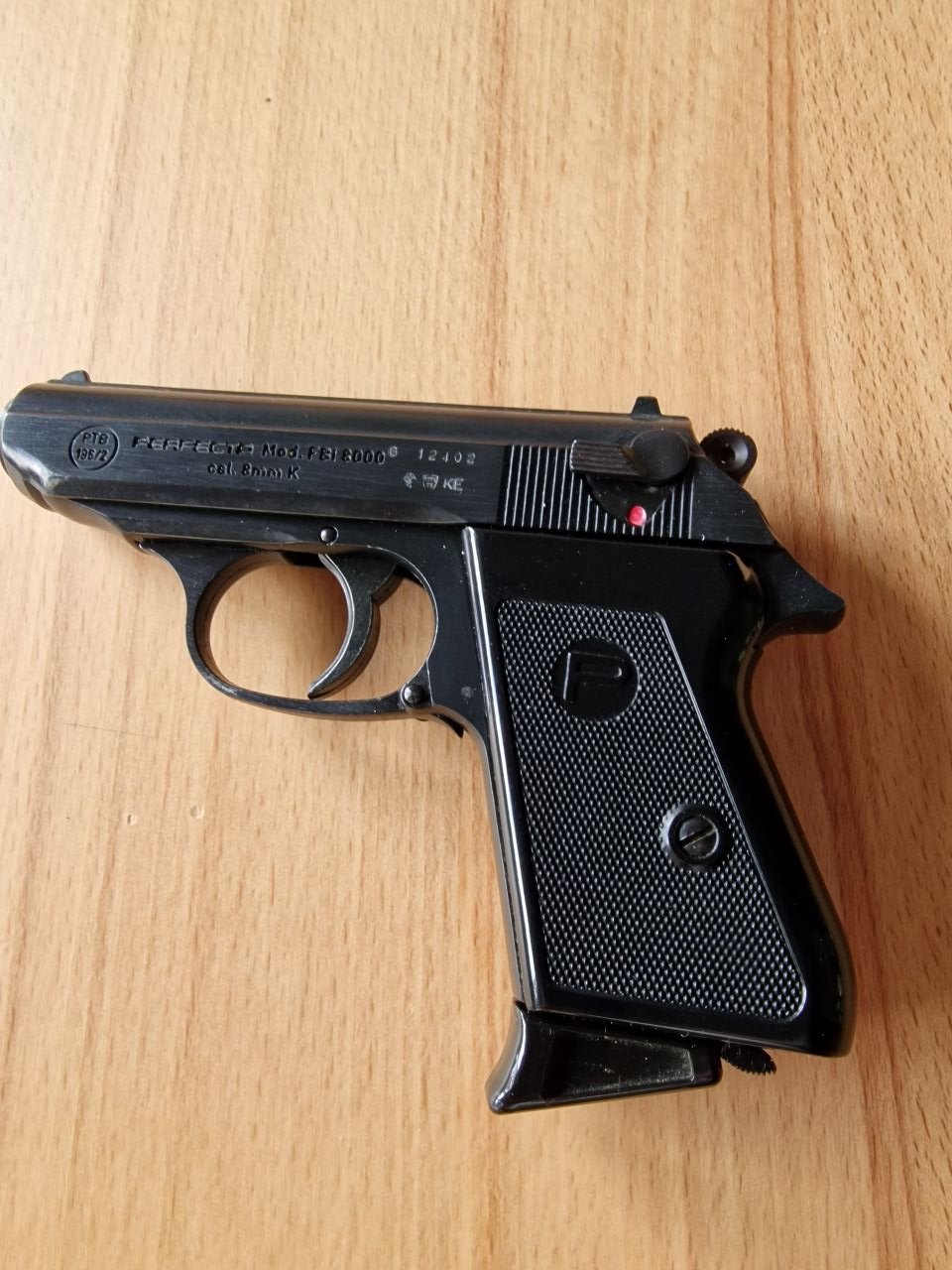 PERFECTA Mod. FBI 8000 cal. 8mm K, PTB 196/2, (Walther PPK - Nachbau) – Bild 2