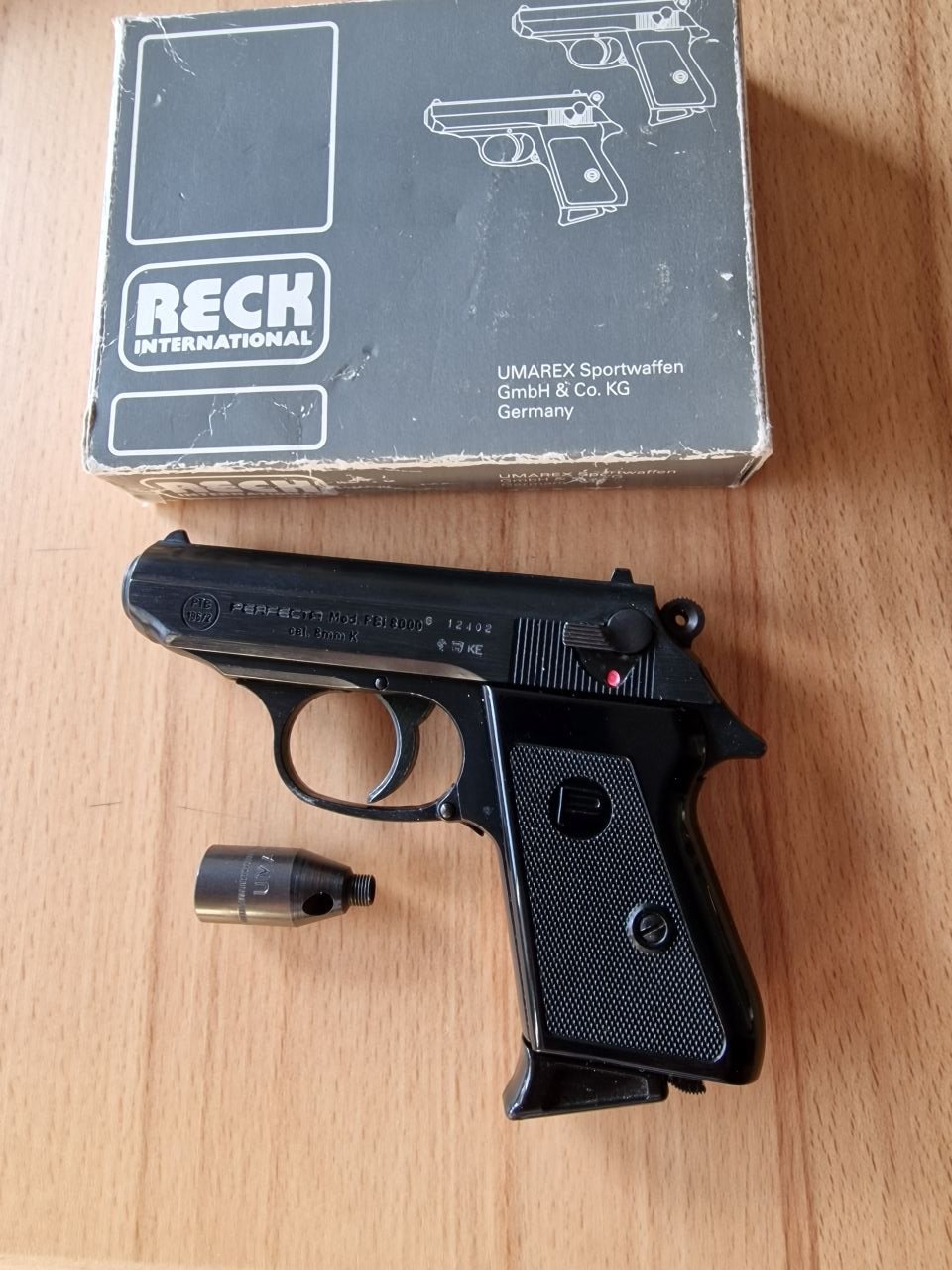 PERFECTA Mod. FBI 8000 cal. 8mm K, PTB 196/2, (Walther PPK - Nachbau) – Bild 1