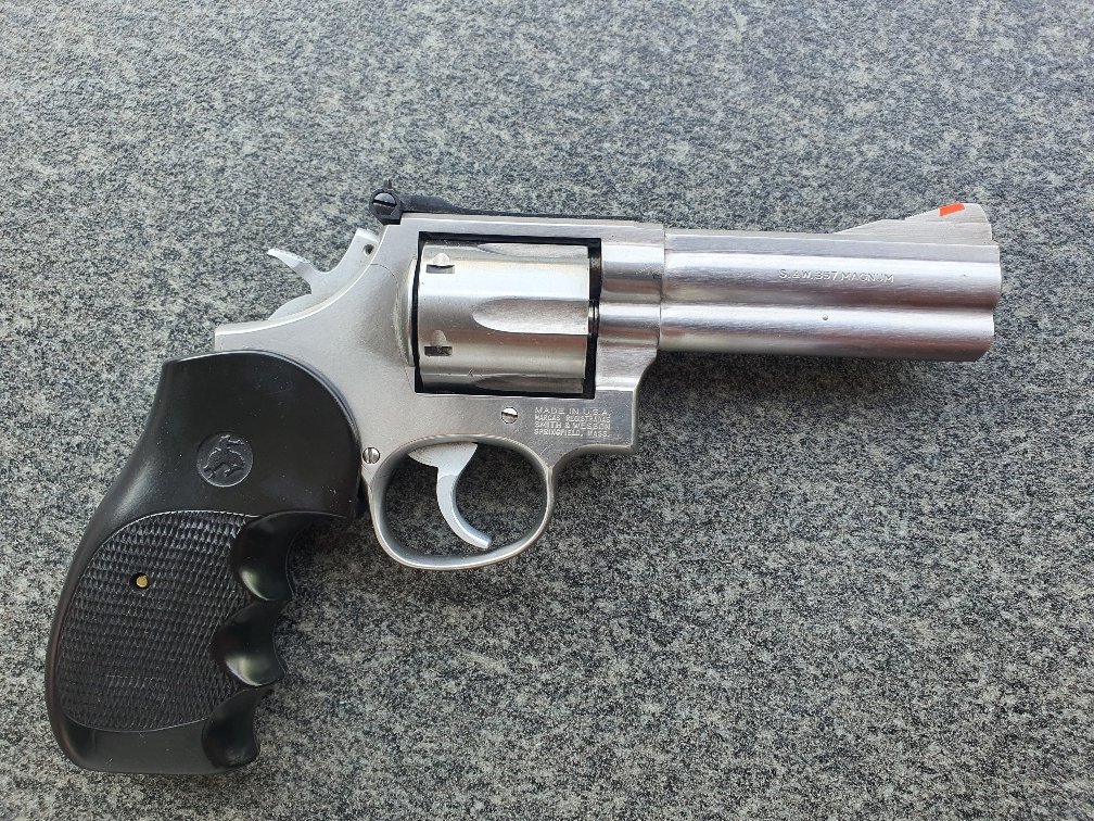 Revolver Smith Wesson Modell 686 4 Zoll – Bild 2
