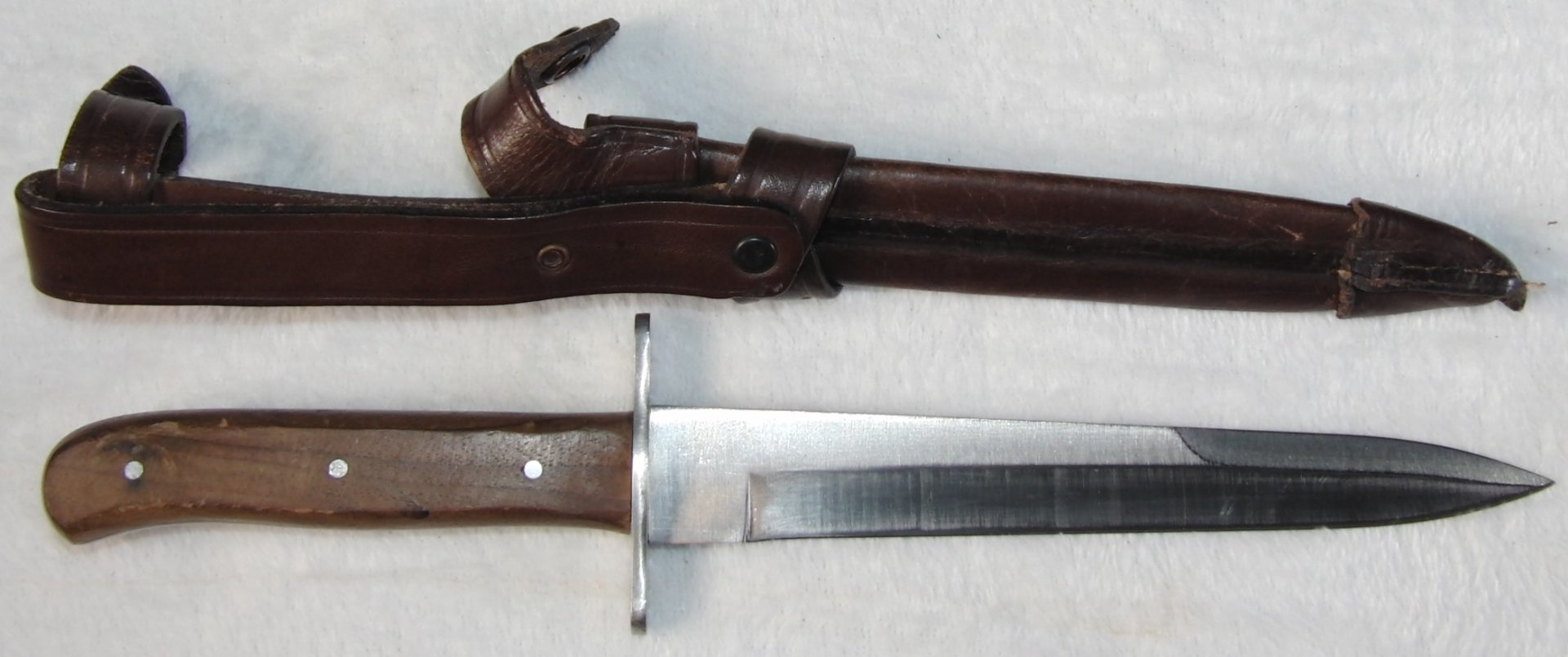 Jagdmesser / Dolch WILH.WAGNER SOLINGEN - MERSCHEID M 7 / 25 mit Lederscheide – Bild 1
