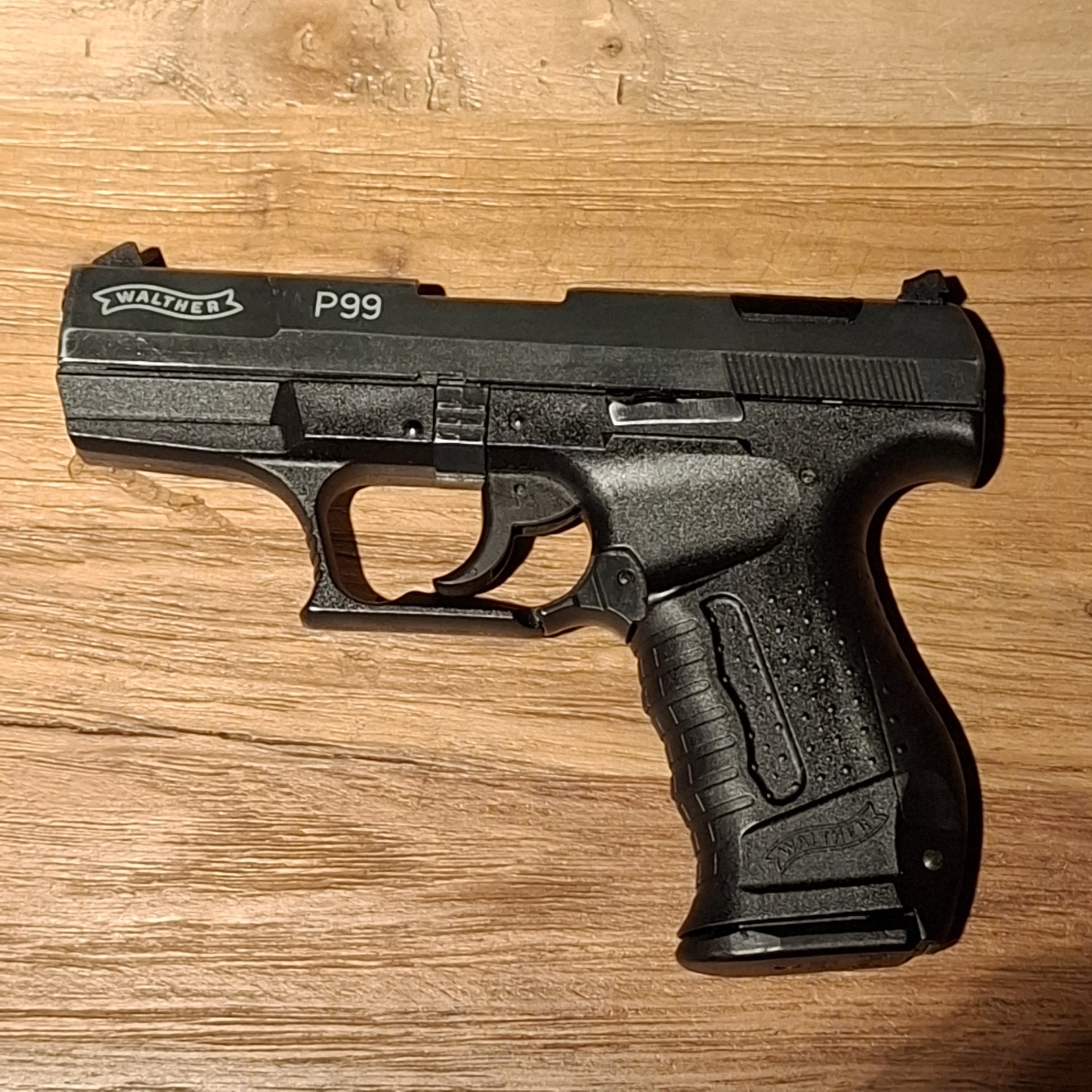 Walther P99 in Box mit Zubehör, black, cal. 9mm PAK – Bild 2