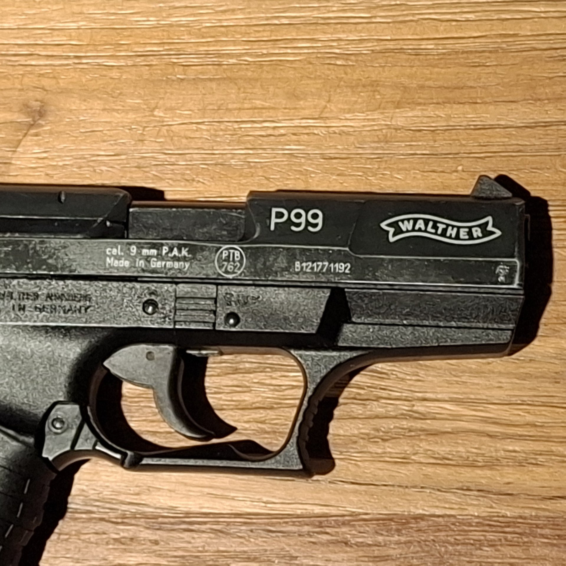 Walther P99 in Box mit Zubehör, black, cal. 9mm PAK – Bild 3