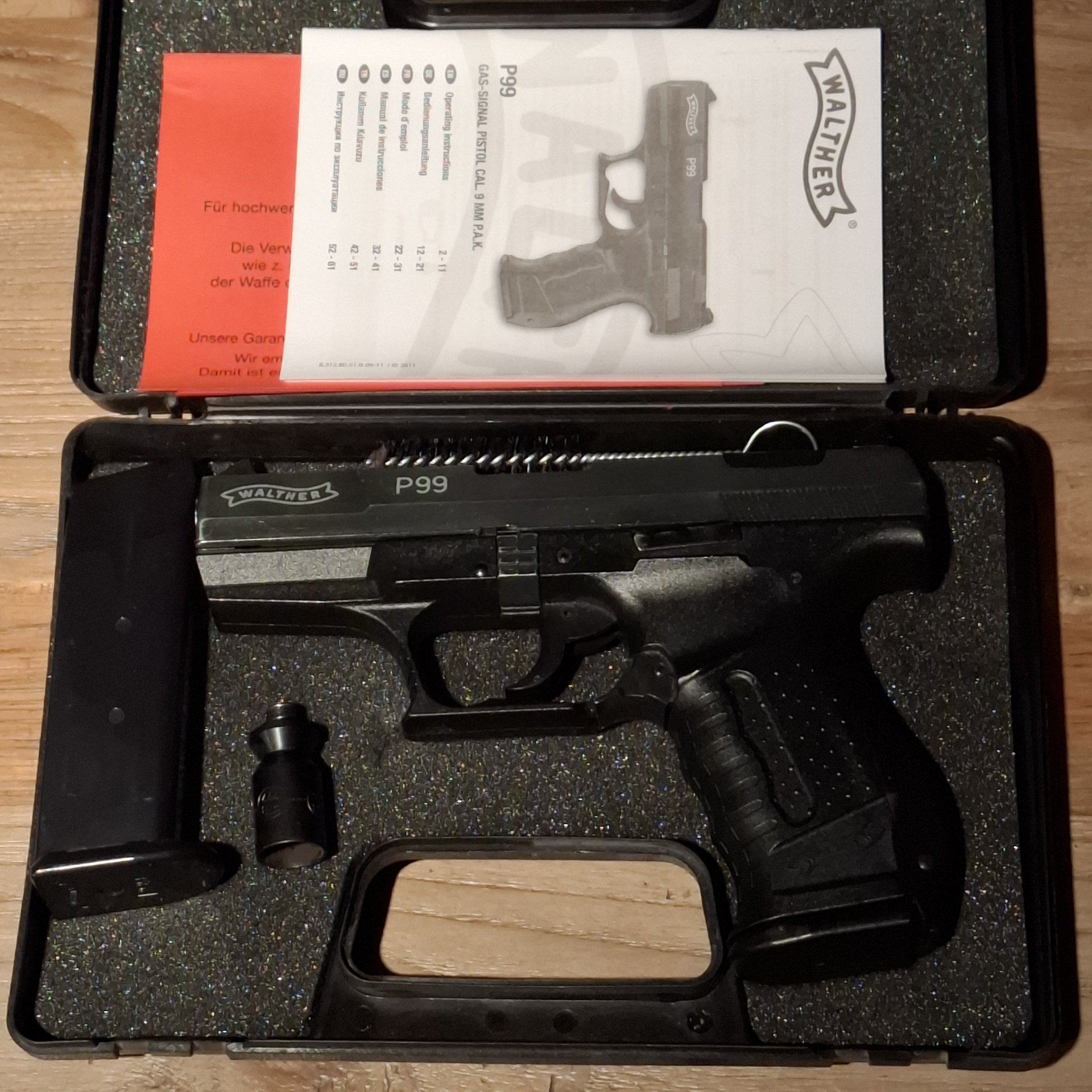 Walther P99 in Box mit Zubehör, black, cal. 9mm PAK – Bild 1