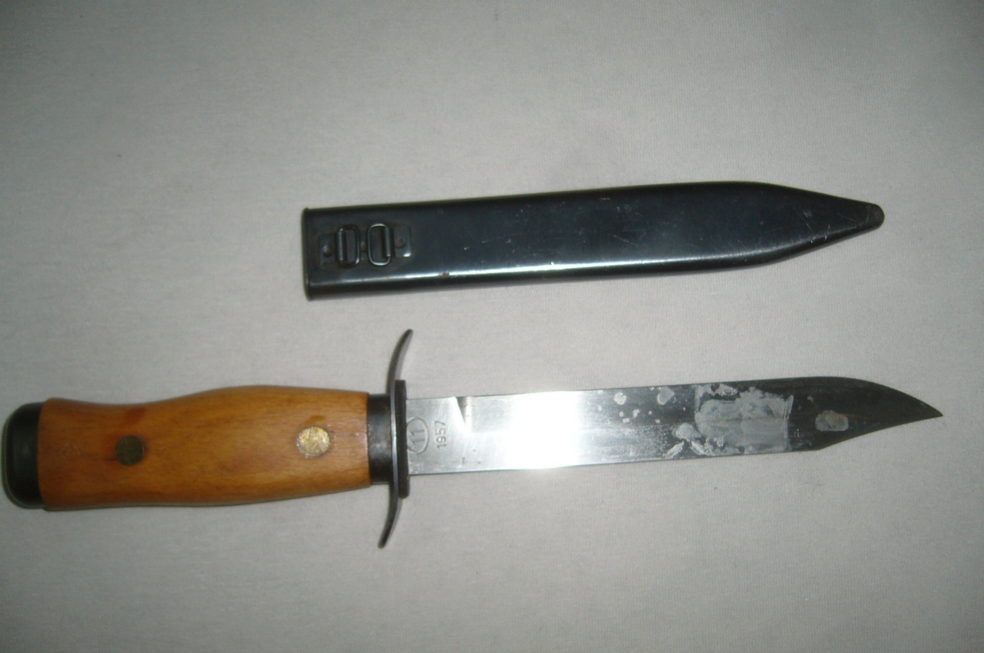 Polen Kampfmesser 1957 mit Scheide – Bild 6