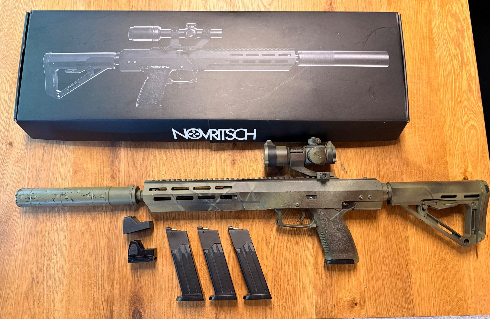 Novritsch SSX 303 mit Schalldämpfer Optik und 3 Ersatzmagazinen – Bild 4
