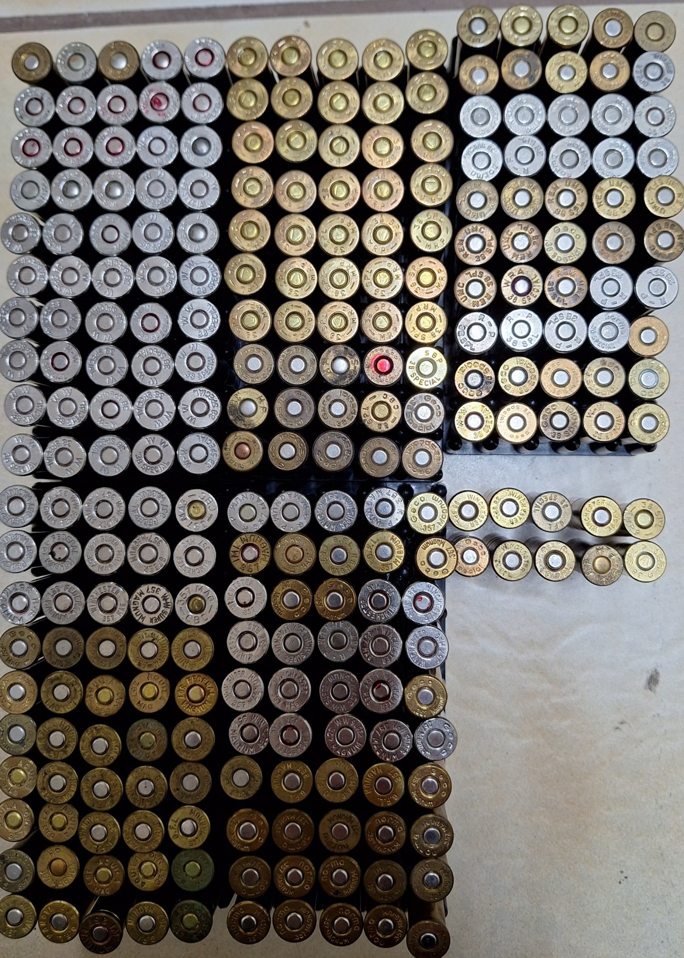 .357 Mag und .38 Special Konvolut, 260 Patronen – Bild 2