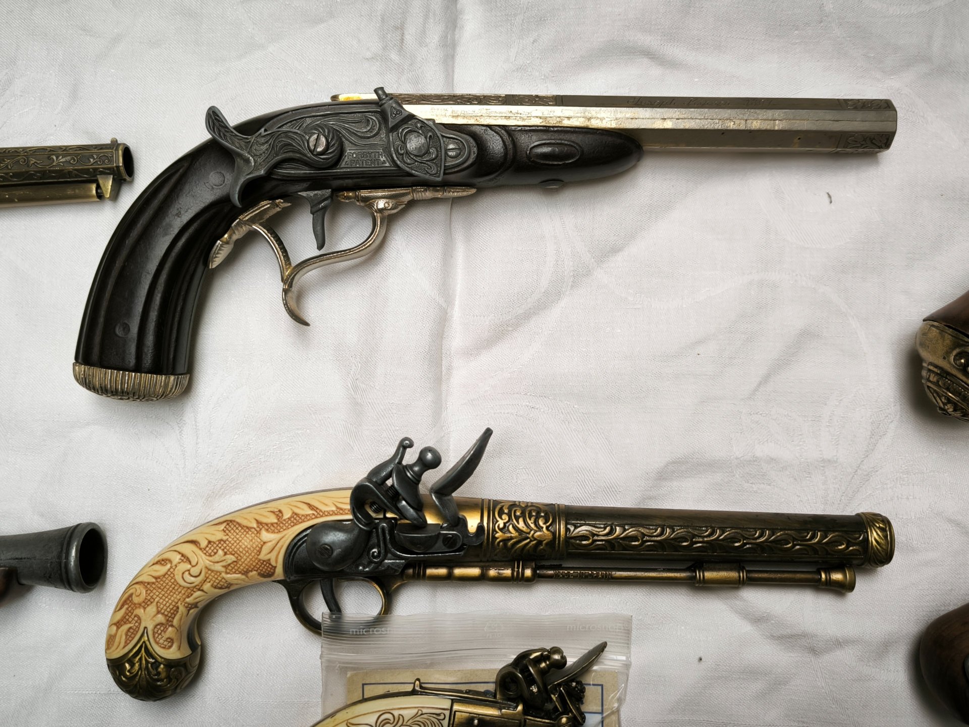 Historische Dekowaffen Sammlung – 10 Stück Konvolut – Steinschloss, Colt, Napoleon, Holz & Metall – Bild 10