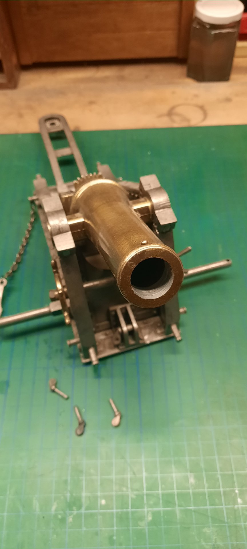Haubitze aus Metall 1:10 als Modell defekt – Bild 2