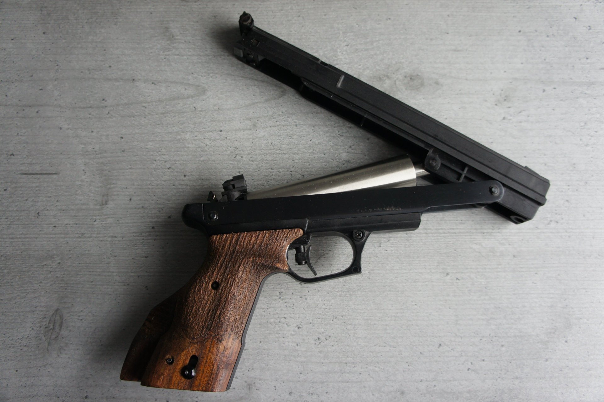 Gamo Match Luftpistole Kal. 4,5 mm – F-Zeichen – Bild 3