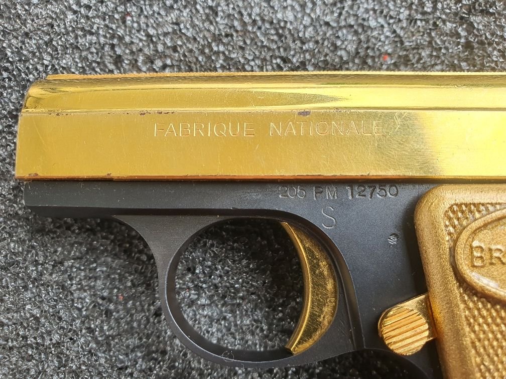 FN Baby Modell teilweise vergoldet – Bild 6