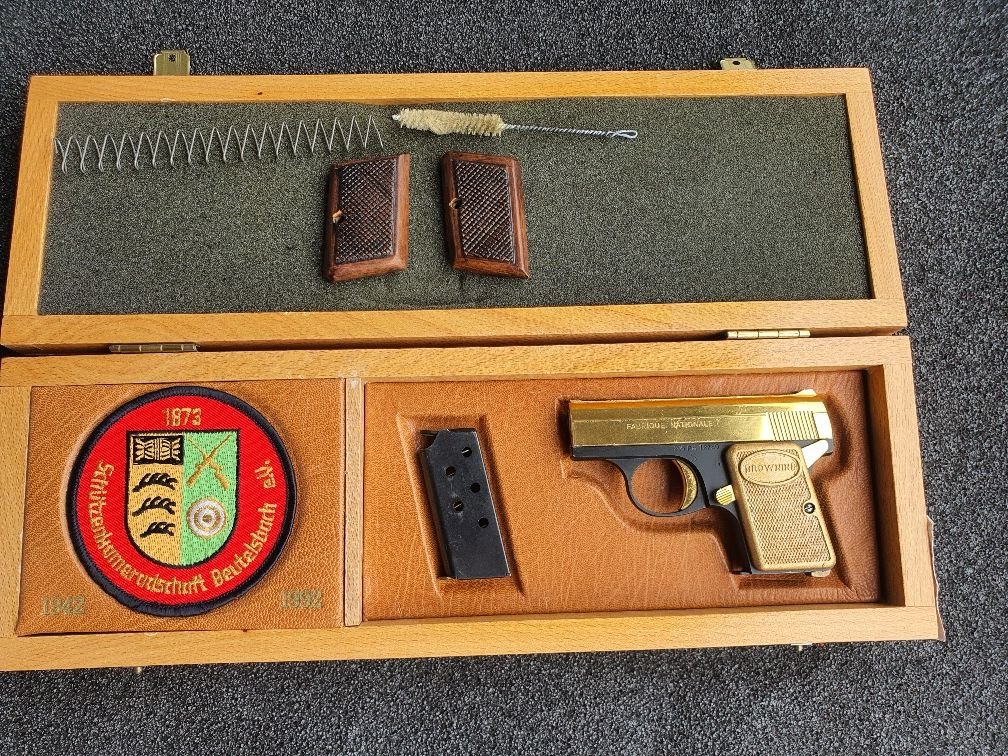 FN Baby Modell teilweise vergoldet – Bild 2