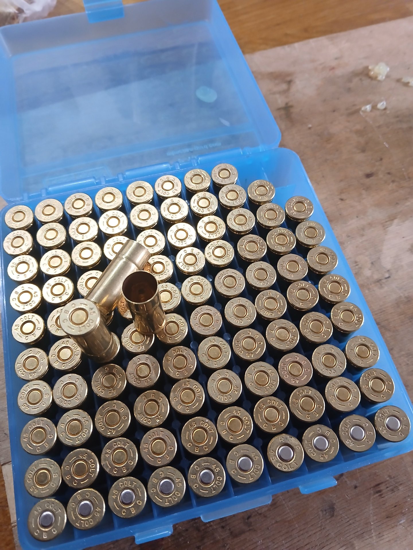 Hülsen leer cal .45 Long Colt schon bezündert – Bild 1