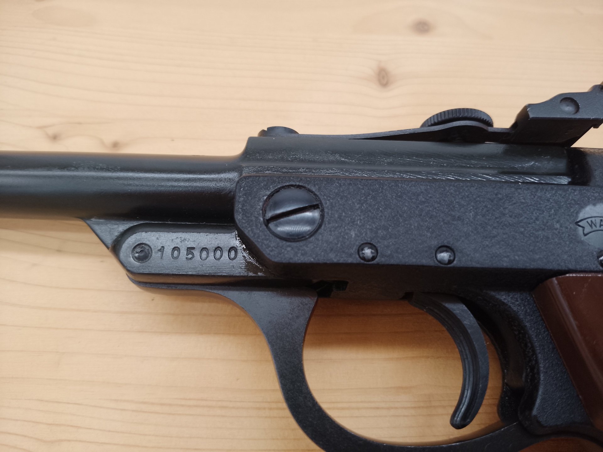 LP 53, Luftpistole, James Bond, Original – Bild 2