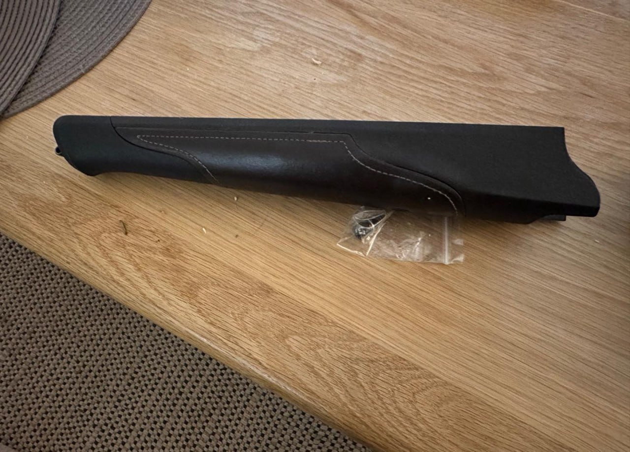 Blaser R8 Ultimate Schaft mit Vorderschaft – Bild 2