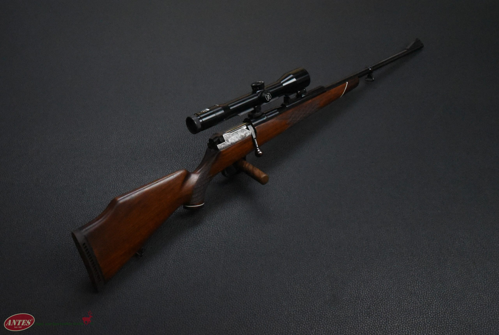 Repetierbüchse Mauser Mod. 66 Luxus, Kal. .243 WIN mit Zeiss Diavari-Z 1,5-6x42 Abs. 1 – Bild 1