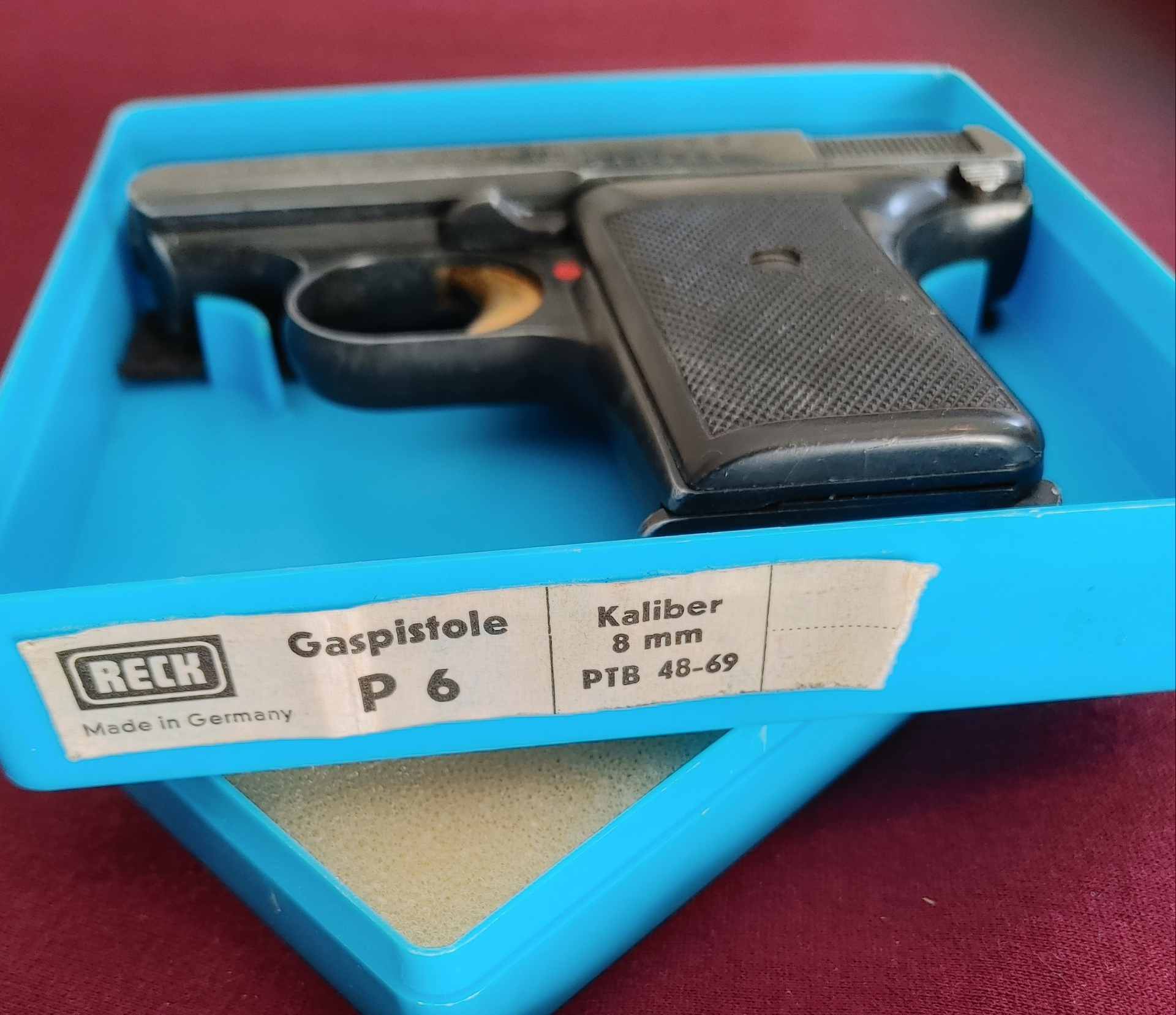 RECK  P 10  8 mm Schreckschuss - Selbstladepistole 38-69 – Bild 3