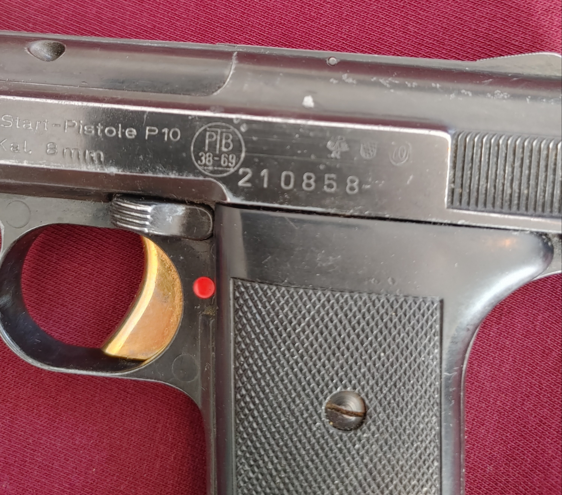 RECK  P 10  8 mm Schreckschuss - Selbstladepistole 38-69 – Bild 4