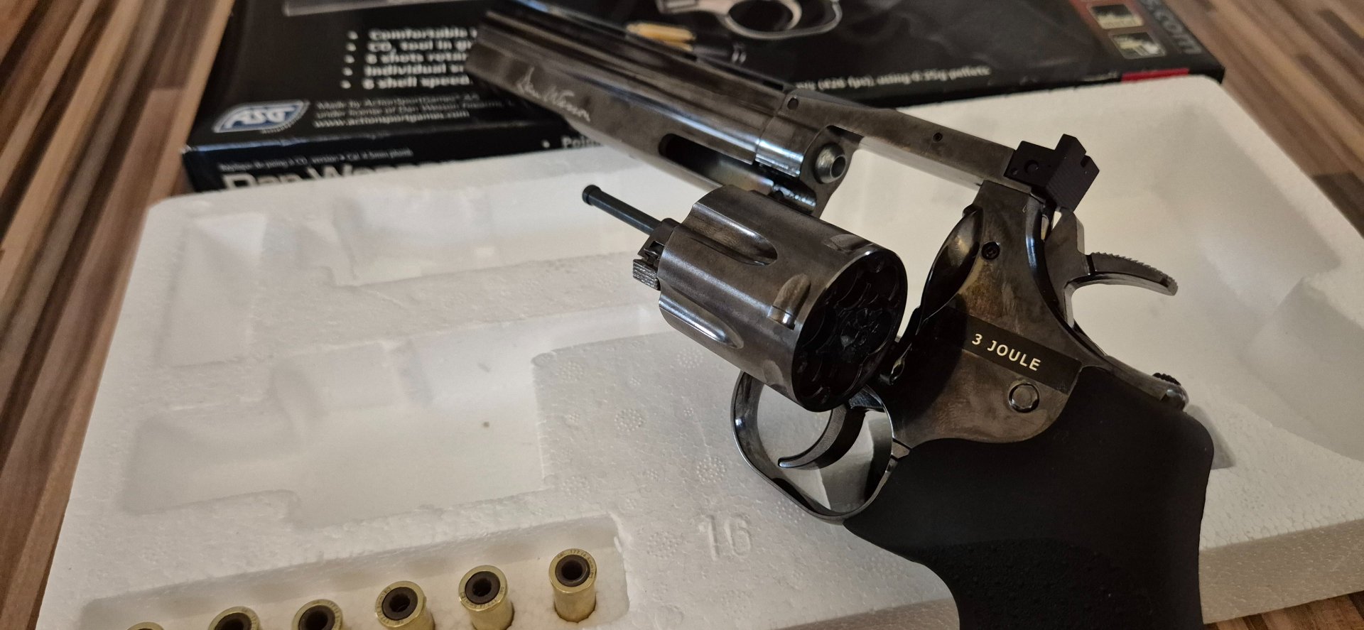 Dan Wesson 715 CO2 Revolver 6 Zoll Steel Gray 4,5mm Diabolo – Bild 2