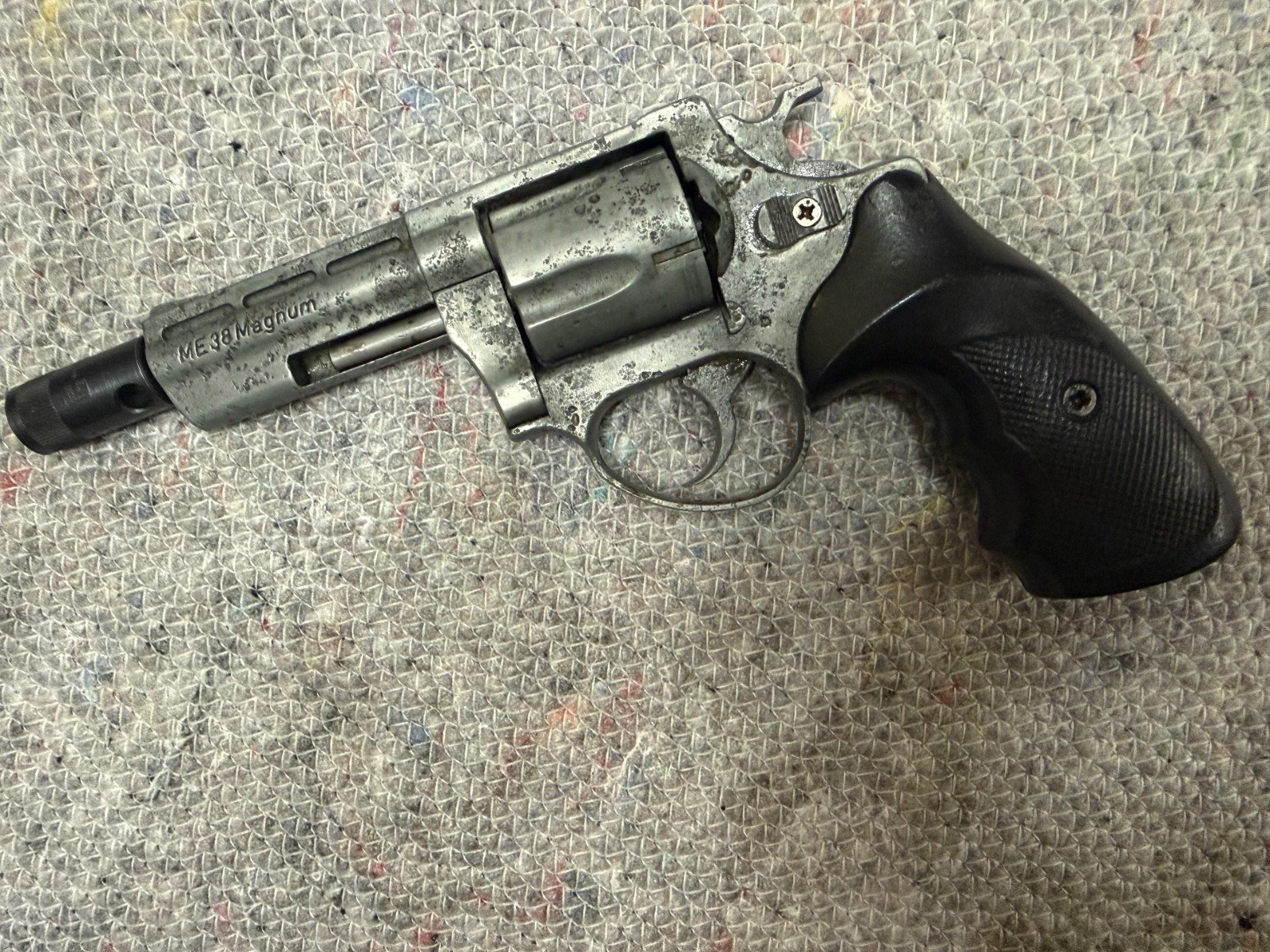 ME 38 Magnum | 9mm R. Knall | PTB 706 | Wasserfund – Voll funktionsfähig! | Holster & Becher – Bild 2