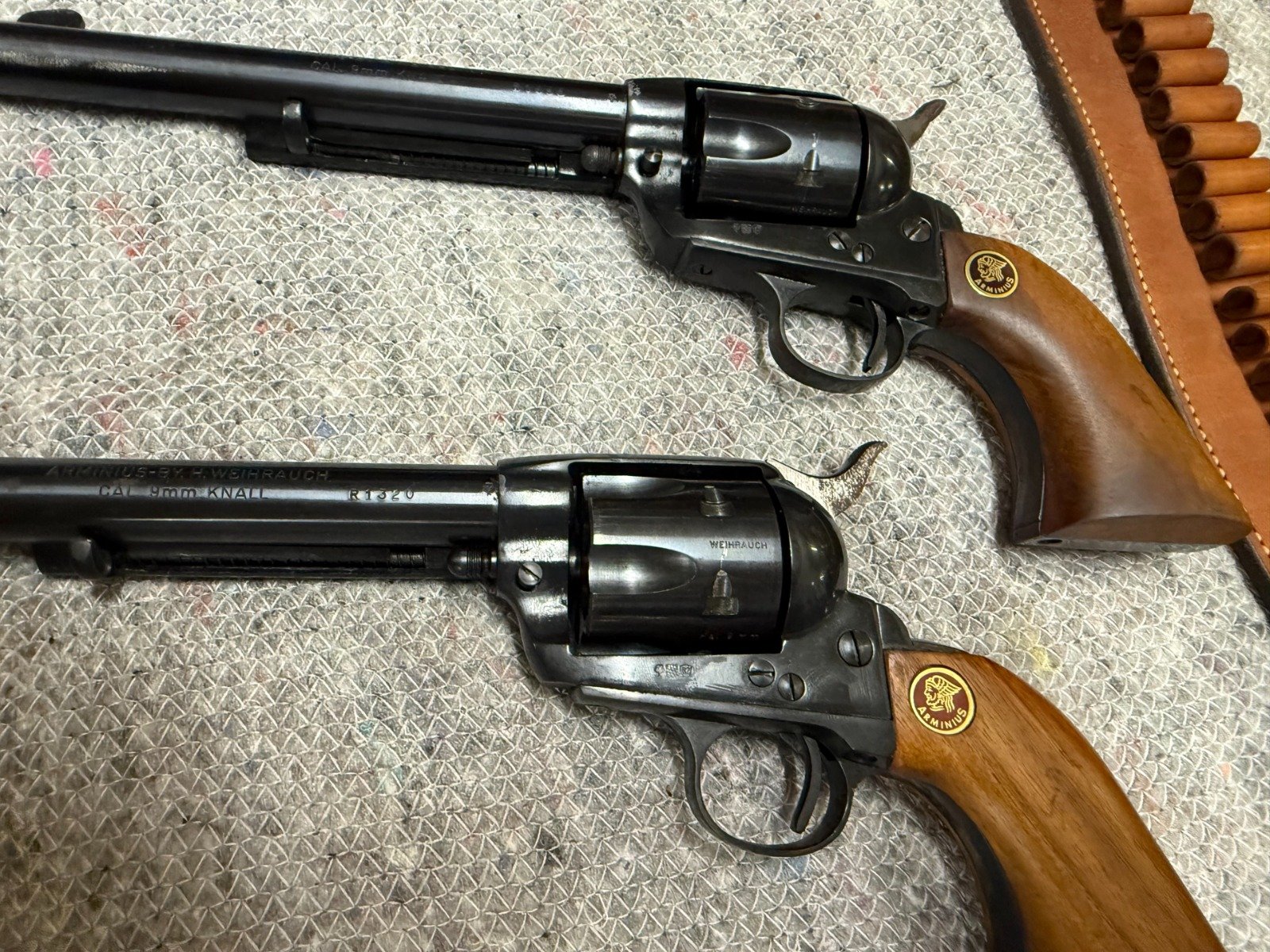 2x Arminius Western Six Shooter 7,5" | PTB 265 | Volle Stahl-Ausstattung | Orig. Bianchi Leder-Doppe – Bild 6