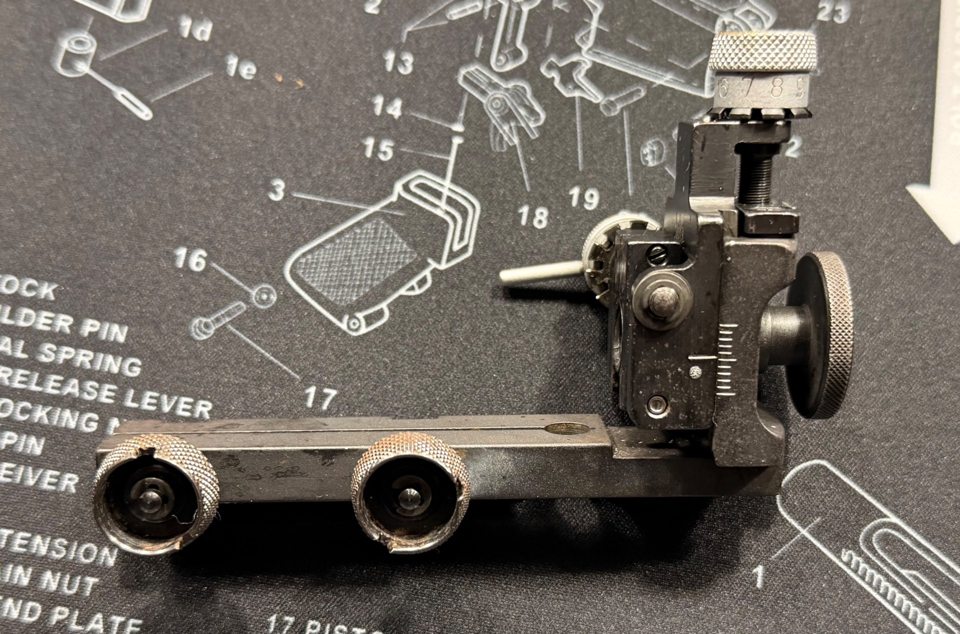 Anschütz – gebrauchtes optisches/mechanisches Zubehörteil aus Nachlass – Modell un – Bild 2