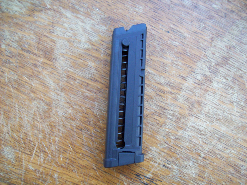 20 Schuss Magazin Sigsauer P 322 – Bild 2