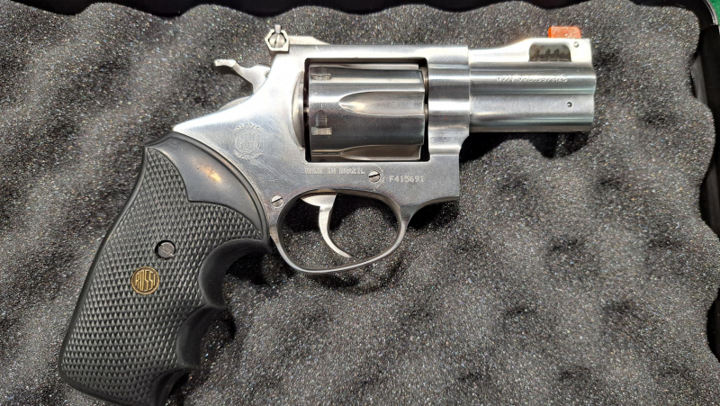 Revolver ROSSI 762 , Stainless, .357 Magnum mit Zubehör – Bild 3