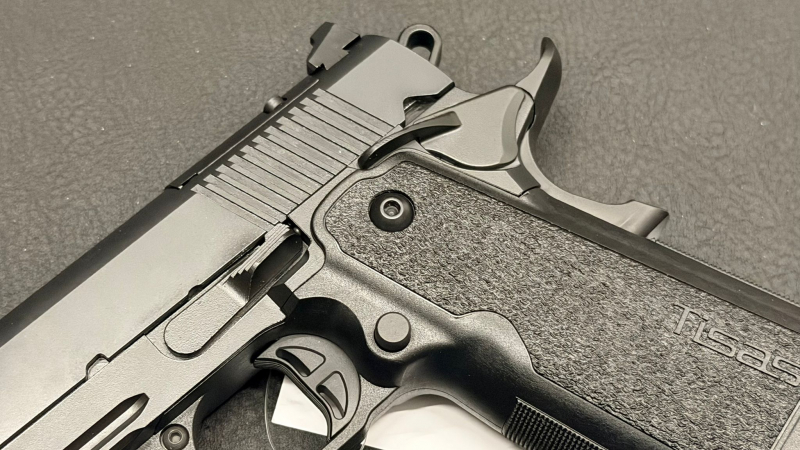 Tisas 2011 Carry DS 9mmLuger | 4,25" Bull Barrel | Double Stack | 17 Schuss | Optical Ready – Bild 3