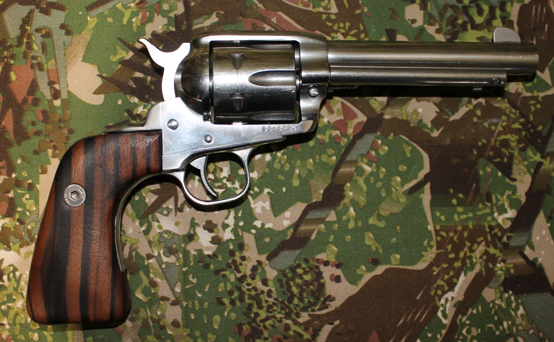 Revolver | Sturm, Ruger & Co. – VAQUERO | .44 Mag | 5,5“ Lauf | sehr guter Zustand – Bild 2