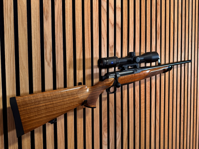 Sauer 505 ErgoLux Schaftholzklasse 2 im Kaliber 308.Win mit Zeiss V6 2-12x50 – Bild 3