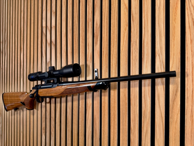 Sauer 505 ErgoLux Schaftholzklasse 2 im Kaliber 308.Win mit Zeiss V6 2-12x50 – Bild 2