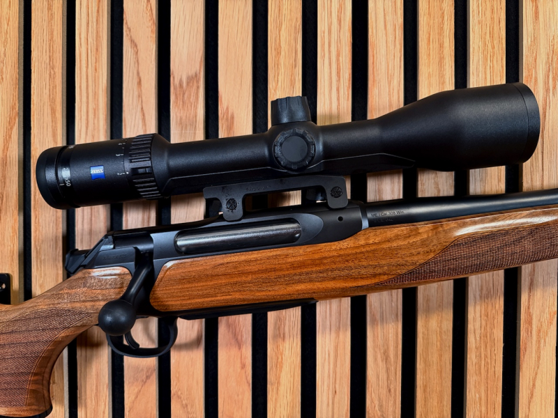 Sauer 505 ErgoLux Schaftholzklasse 2 im Kaliber 308.Win mit Zeiss V6 2-12x50 – Bild 4