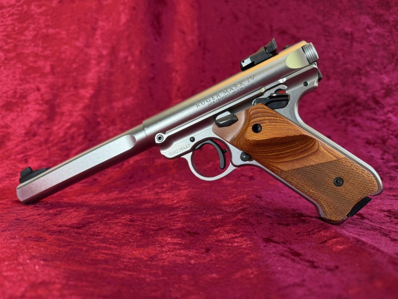 Ruger Mark IV Competition .22lr mit Volquartsen Accurizing Kit – obrázek 2