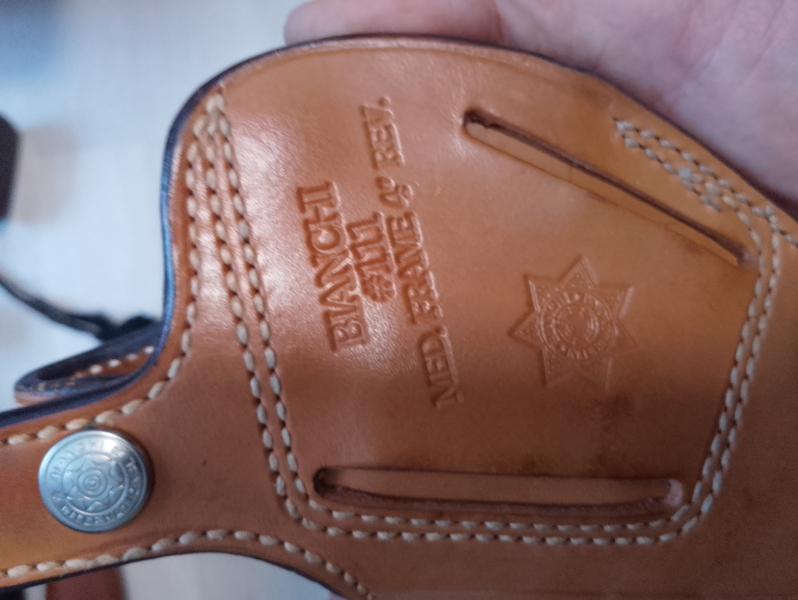 Bianchi Lederholster 111 für S&W K+L Frame Revolver oder Erma 77 mit 4 Zoll Lauf – Bild 3