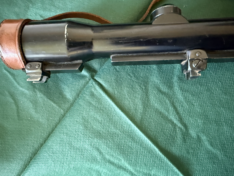 Zeiss Diavari-D 1,5–6x42 mit Schwenkmontage und Lederköcher – Bild 3