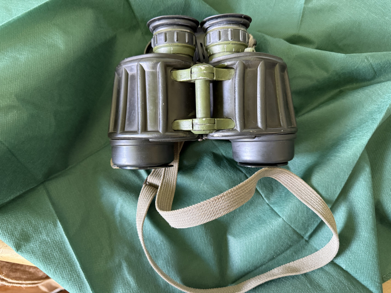 Bundeswehr Fernglas 7x40 BUND – militärisches Dienstfernglas – Laserschutz – guter Zustand – Bild 2