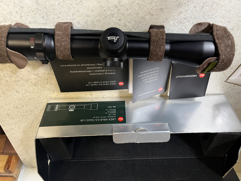 Zielfernrohr Leica Visus 2,5-10x42i LW – снимка 2