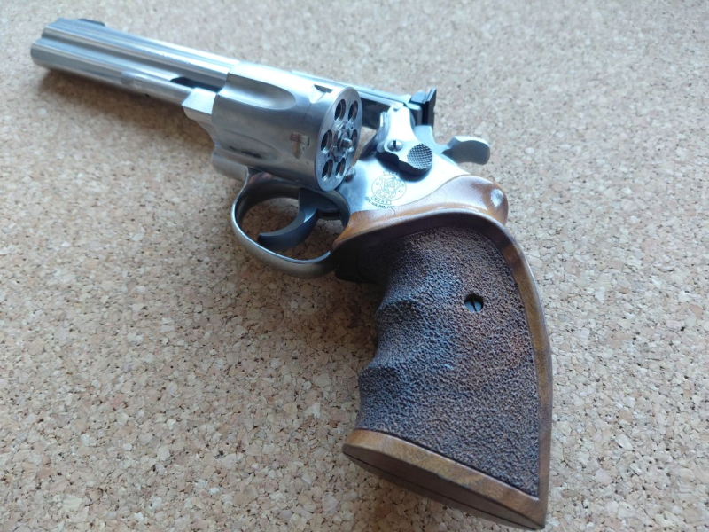 Revolver - S&W Mod. 617, Kaliber .22 lr (.22 lfB) – imagen 2