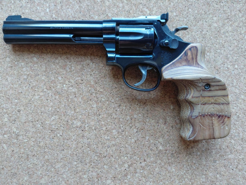 Revolver - S&W Mod.17-6, brüniert, selten, .22 lr (.22 lfB) – Bild 2