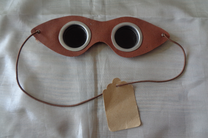 ALTE KINDERSONNENBRILLE 40er JAHRE – stampa 2